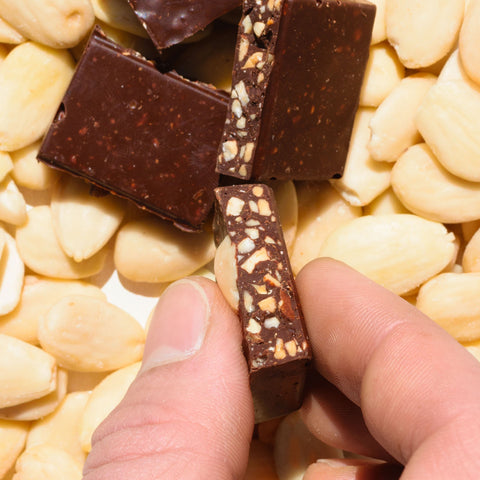 BARRETTA MANDORLA PELATA E CIOCCOLATO 40g - GAS
