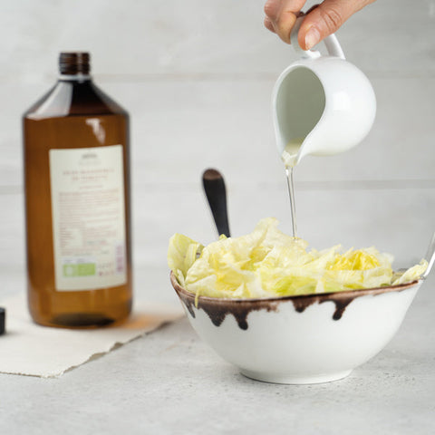 Olio di mandorla bio prezzo: come leggerlo bene