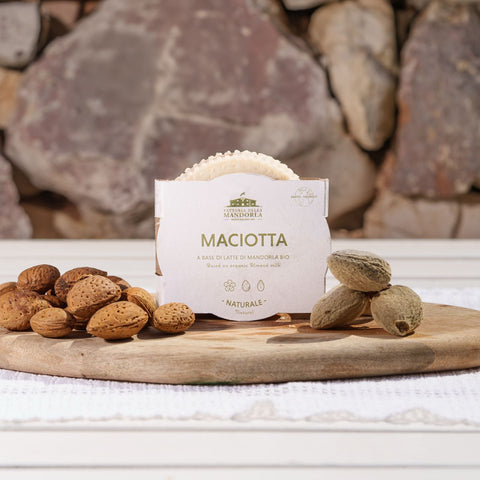 Maciotta base mandorla semistagionata: come gustarla