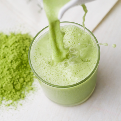 100 % lösliche Milch (aus geschälten Mandeln)